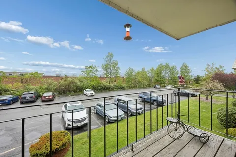 $299,000 | 395 Merrimack Street, Unit 42, Methuen, MA 01844