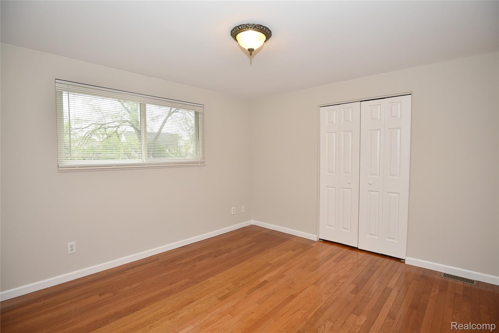 2793 East Square Lake Road Troy, MI 48085 - Photo 24 of 27 2793 E Square Lake Rd_24.JPG