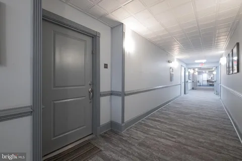 $615,000 | 500 Admirals Way, Unit 402, Philadelphia, PA 19146