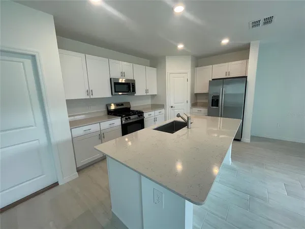 $2,700 | 9645 Carabiner Way, Land O Lakes, FL 34637