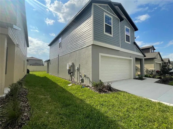 $2,700 | 9645 Carabiner Way, Land O Lakes, FL 34637