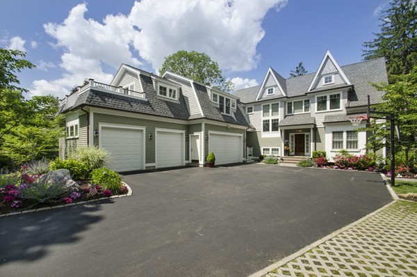 14 Littles Point Road Swampscott, MA 01907 - Photo 1 of 28 Gallery Image 1