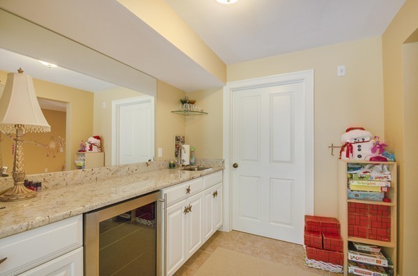 14 Littles Point Road Swampscott, MA 01907 - Photo 15 of 28 Gallery Image 15