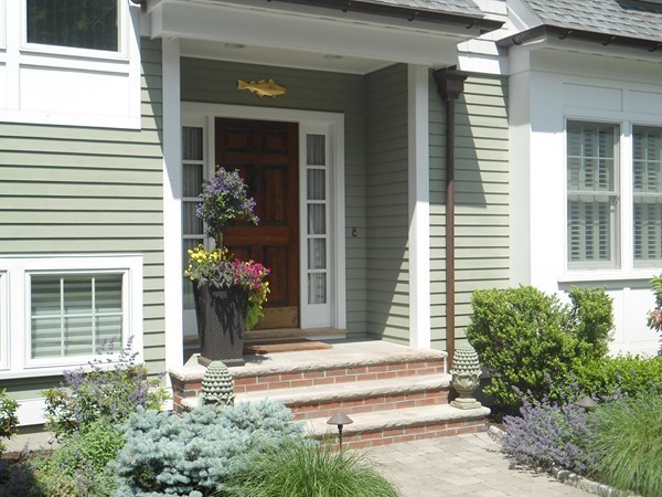 14 Littles Point Road Swampscott, MA 01907 - Photo 2 of 28 Gallery Image 2