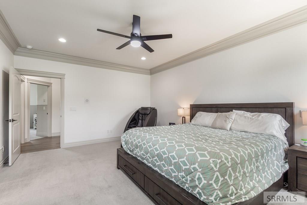 6568 Middle Fork Road Idaho Falls, ID 83406 - Photo 17 of 52 Primary bedroom