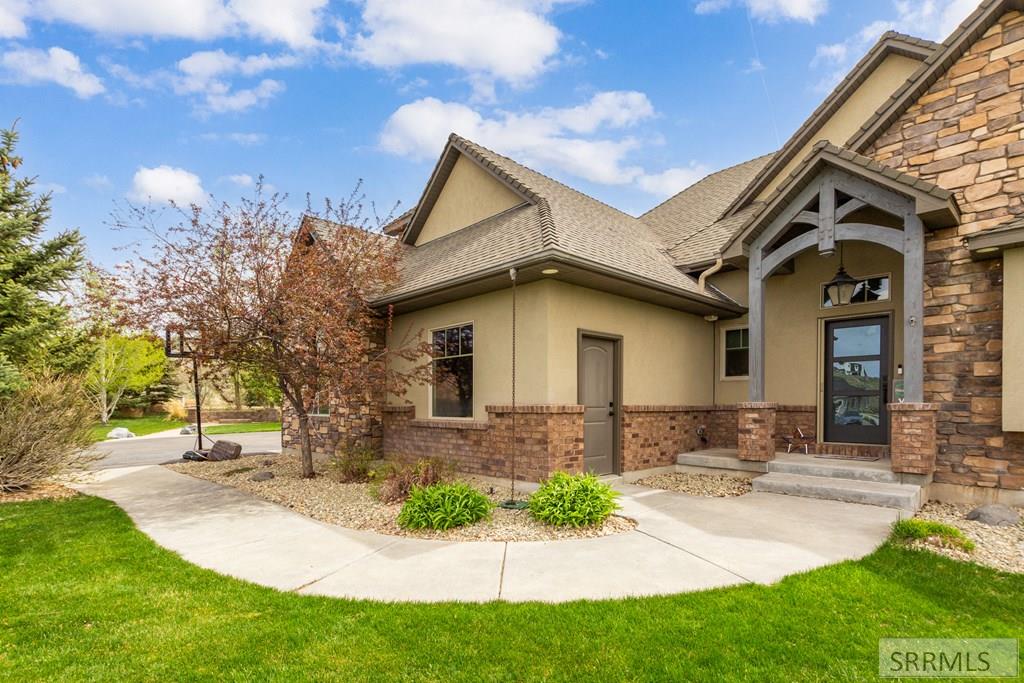 6568 Middle Fork Road Idaho Falls, ID 83406 - Photo 3 of 52