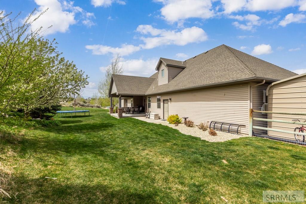 6568 Middle Fork Road Idaho Falls, ID 83406 - Photo 45 of 52