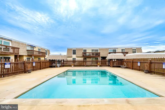 $295,000 | 424 Bayshore Drive, Unit 4101, Ocean City, MD 21842