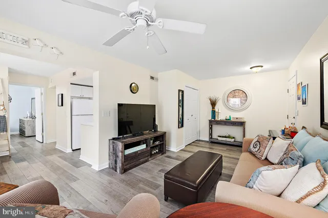 $295,000 | 424 Bayshore Drive, Unit 4101, Ocean City, MD 21842