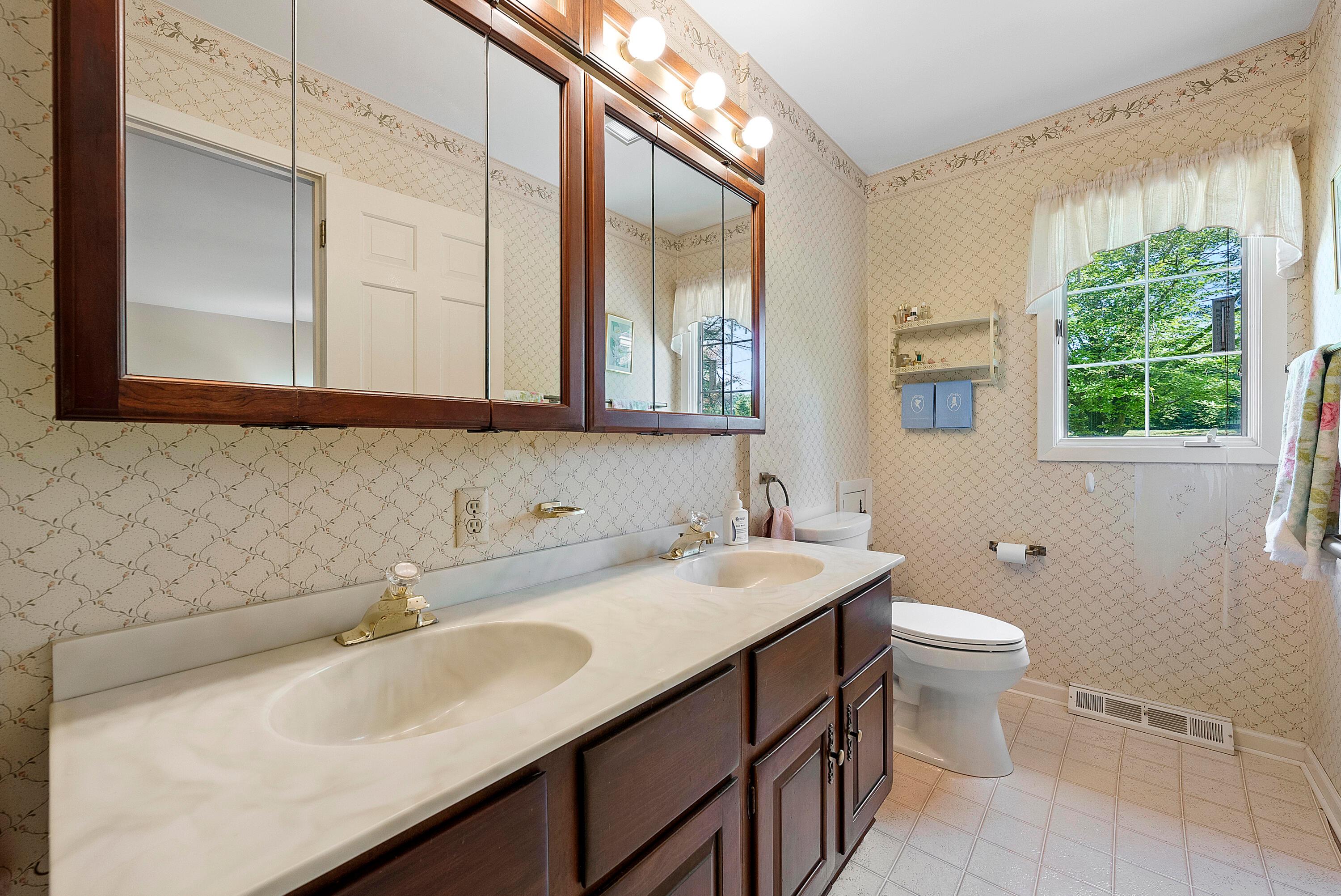 1776 Carriage Road Powell, OH 43065 - Photo 34 of 55 DSC01449