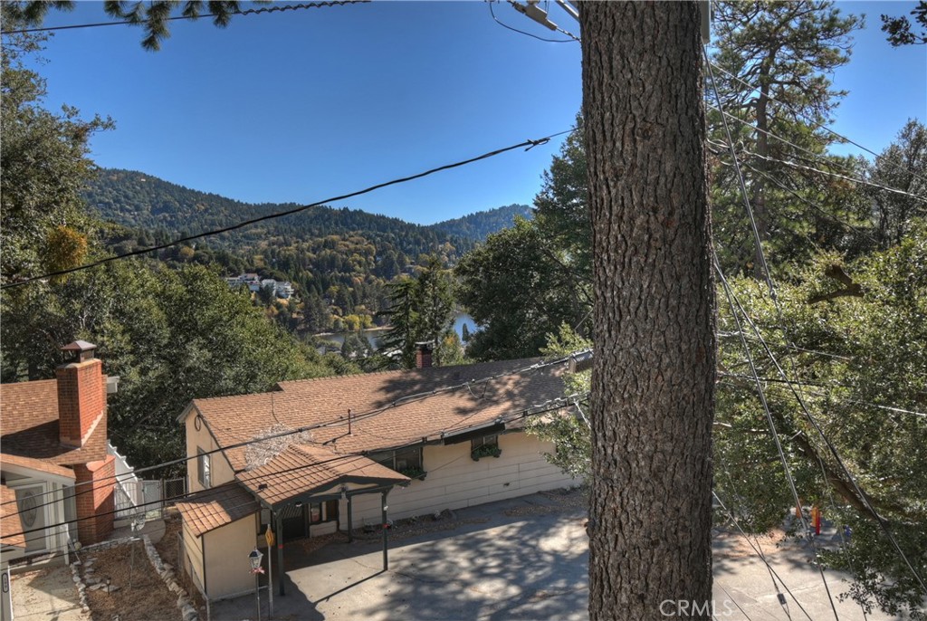 198 Zermatt Drive Crestline, CA 92325 - Photo 37 of 54 a view of a terrace with a bench