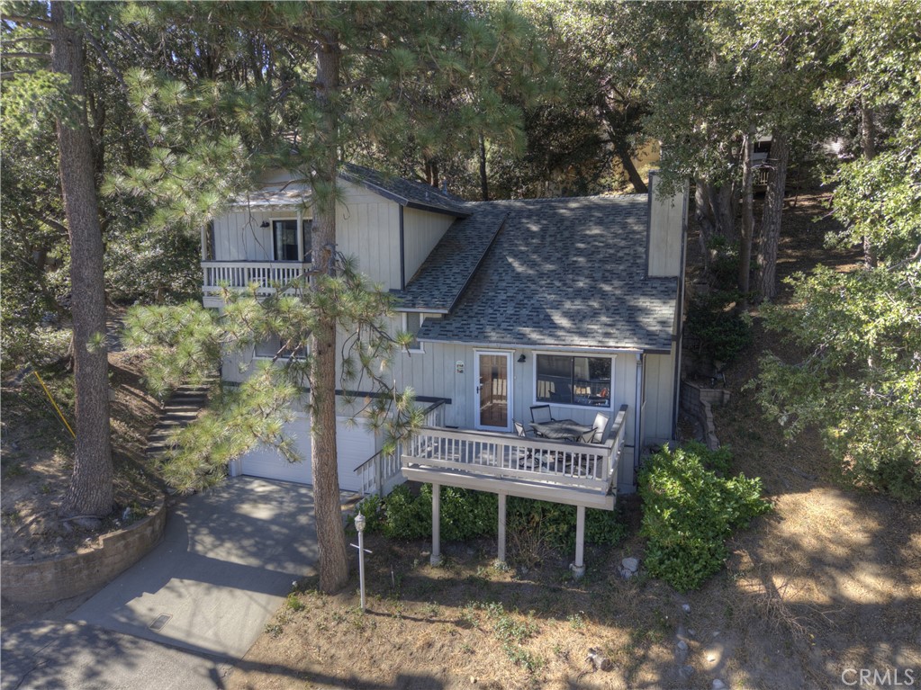 198 Zermatt Drive Crestline, CA 92325 - Photo 4 of 54