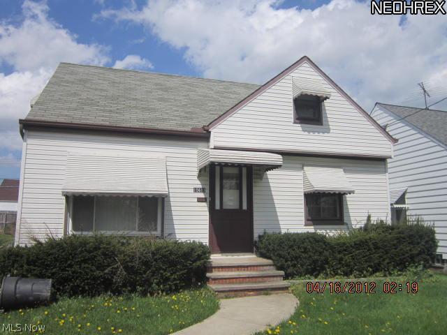 15613 Rockside Road Maple Heights, OH 44137 - Photo 1 of 5