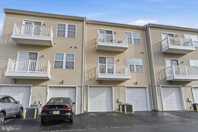a car parked in front of a building