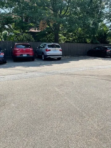 $1,450 | 1732 Broad Street, Unit 4, Cranston, RI 02905