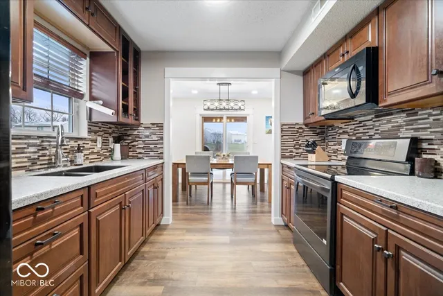 $299,900 | 4229 Trace Wood Drive, Indianapolis, IN 46254