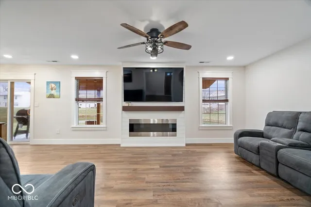 $299,900 | 4229 Trace Wood Drive, Indianapolis, IN 46254