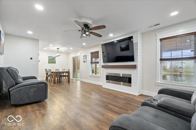 $299,900 | 4229 Trace Wood Drive, Indianapolis, IN 46254