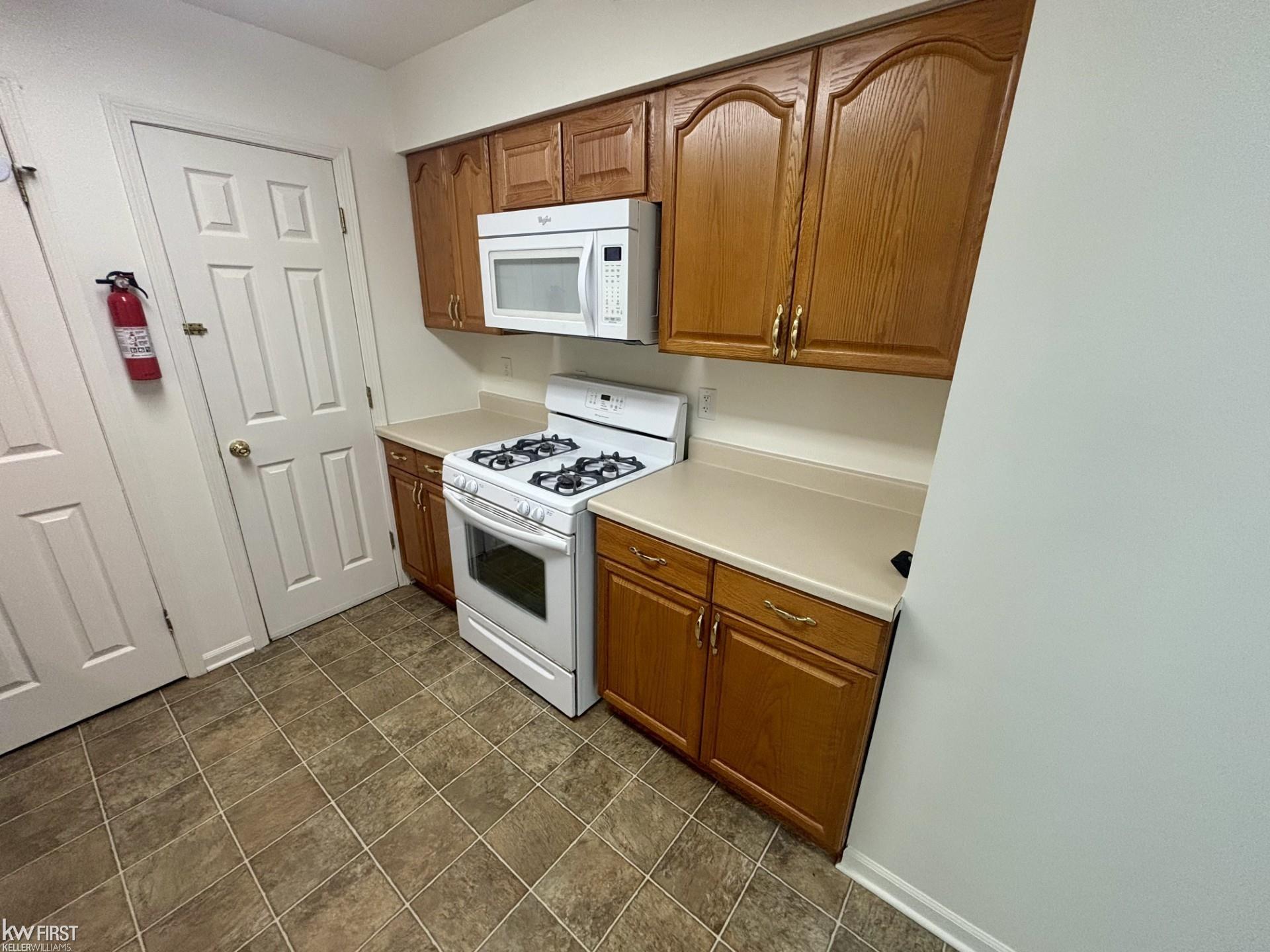 3348 Field Road, Unit 2B Clio, MI 48420 - Photo 5 of 13