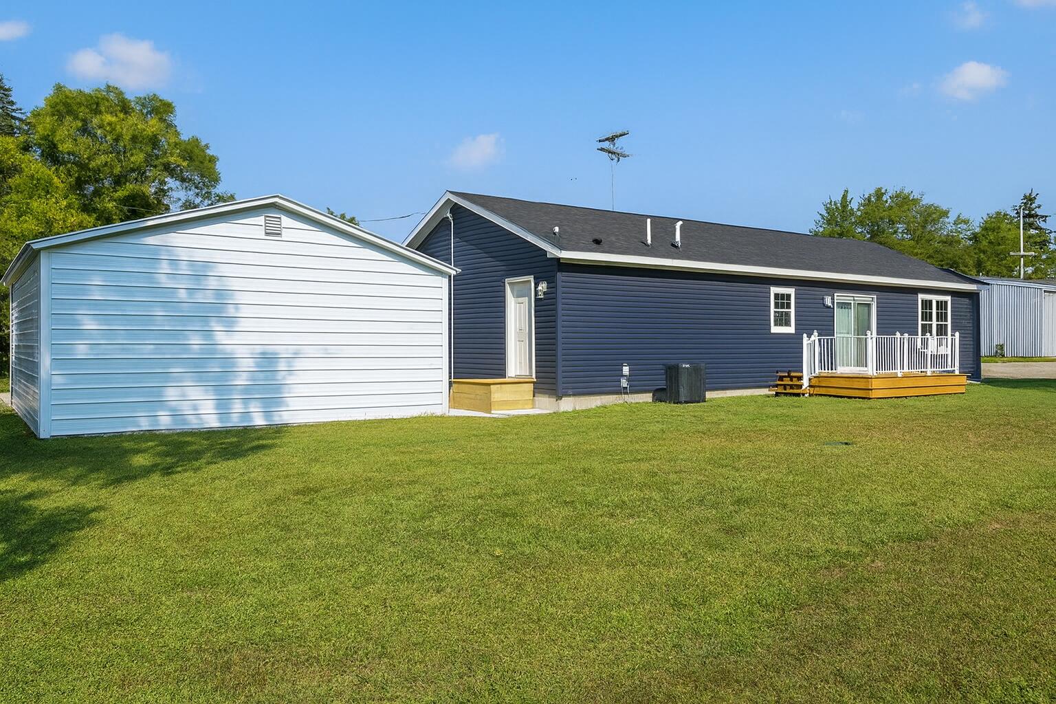 107 Scott Street Morley, MI 49336 - Photo 2 of 28 81063672-8565-4EC1-BD2F-B1AA9668F92F