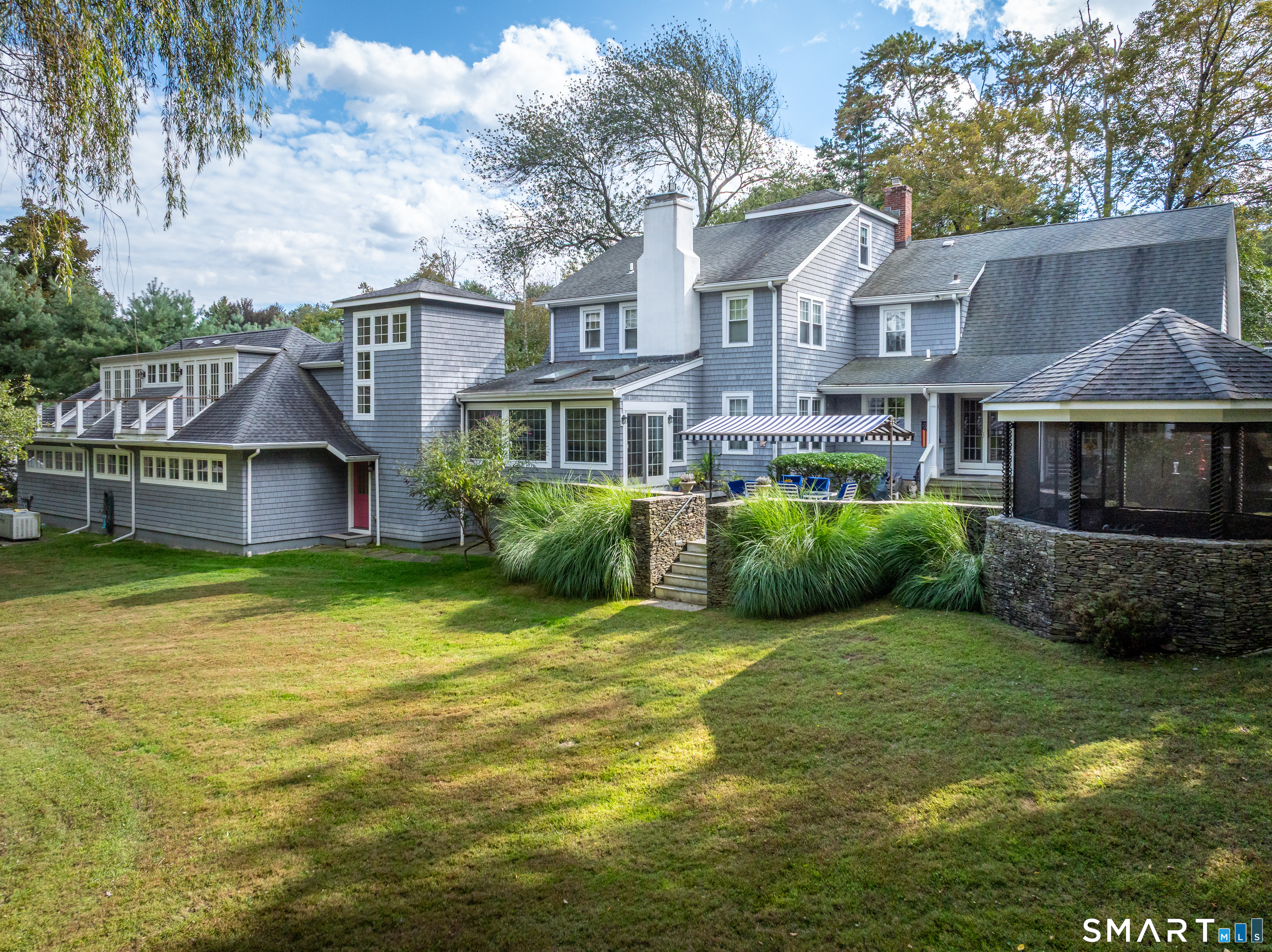 231 Roxbury Road Stamford, CT 06902 - Photo 13 of 14