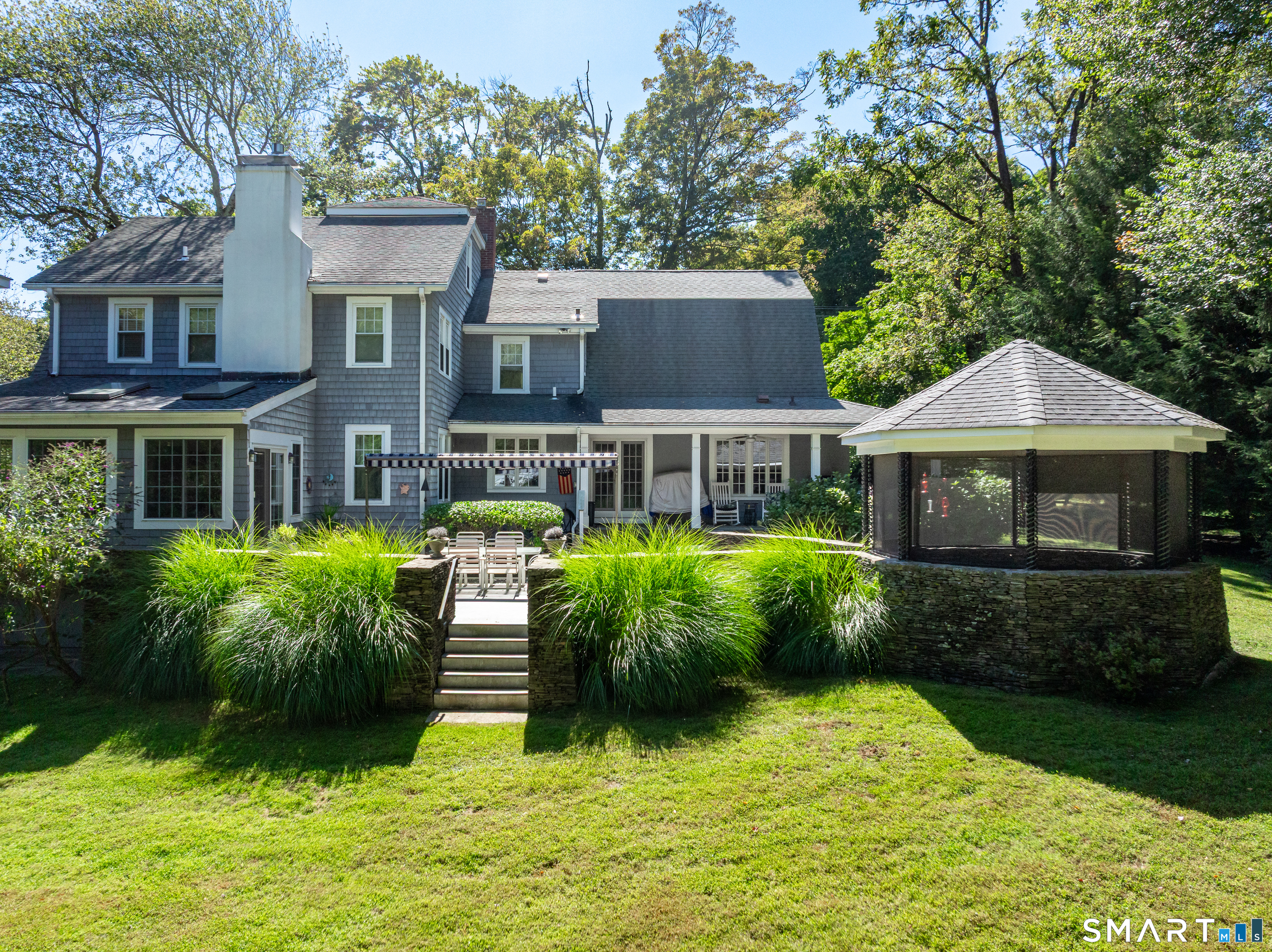 231 Roxbury Road Stamford, CT 06902 - Photo 9 of 14