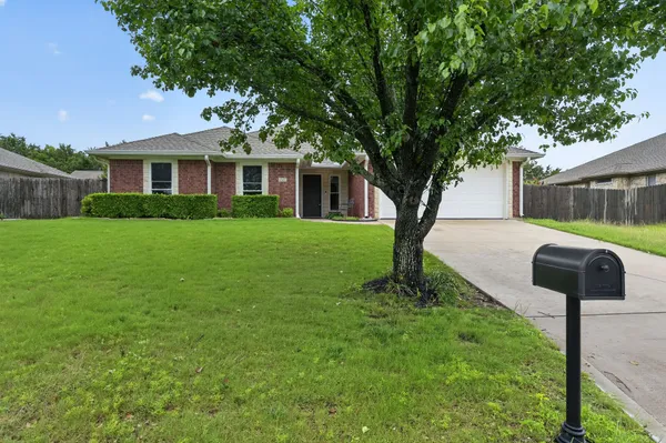 $312,000 | 1507 East Johnson Street, Burnet, TX 78611