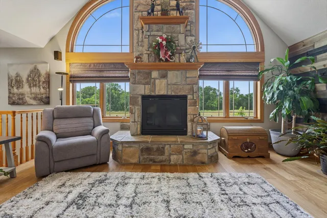 $868,700 | 68456 Cassopolis Road, Edwardsburg, MI 49112