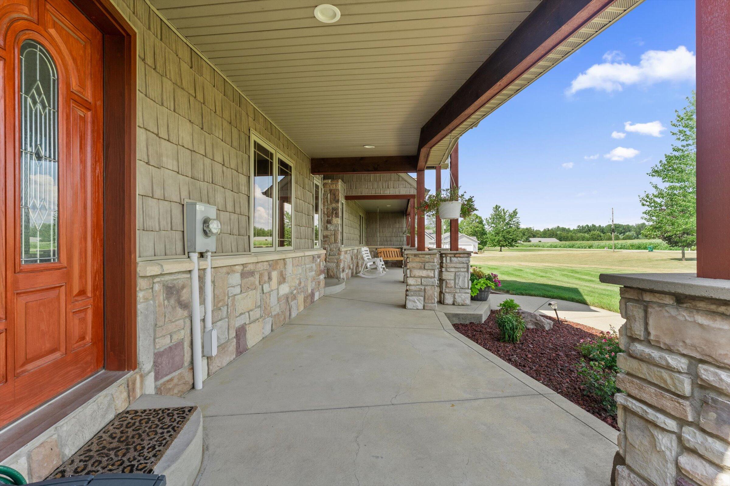 68456 Cassopolis Road Edwardsburg, MI 49112 - Photo 3 of 43 05-a-094