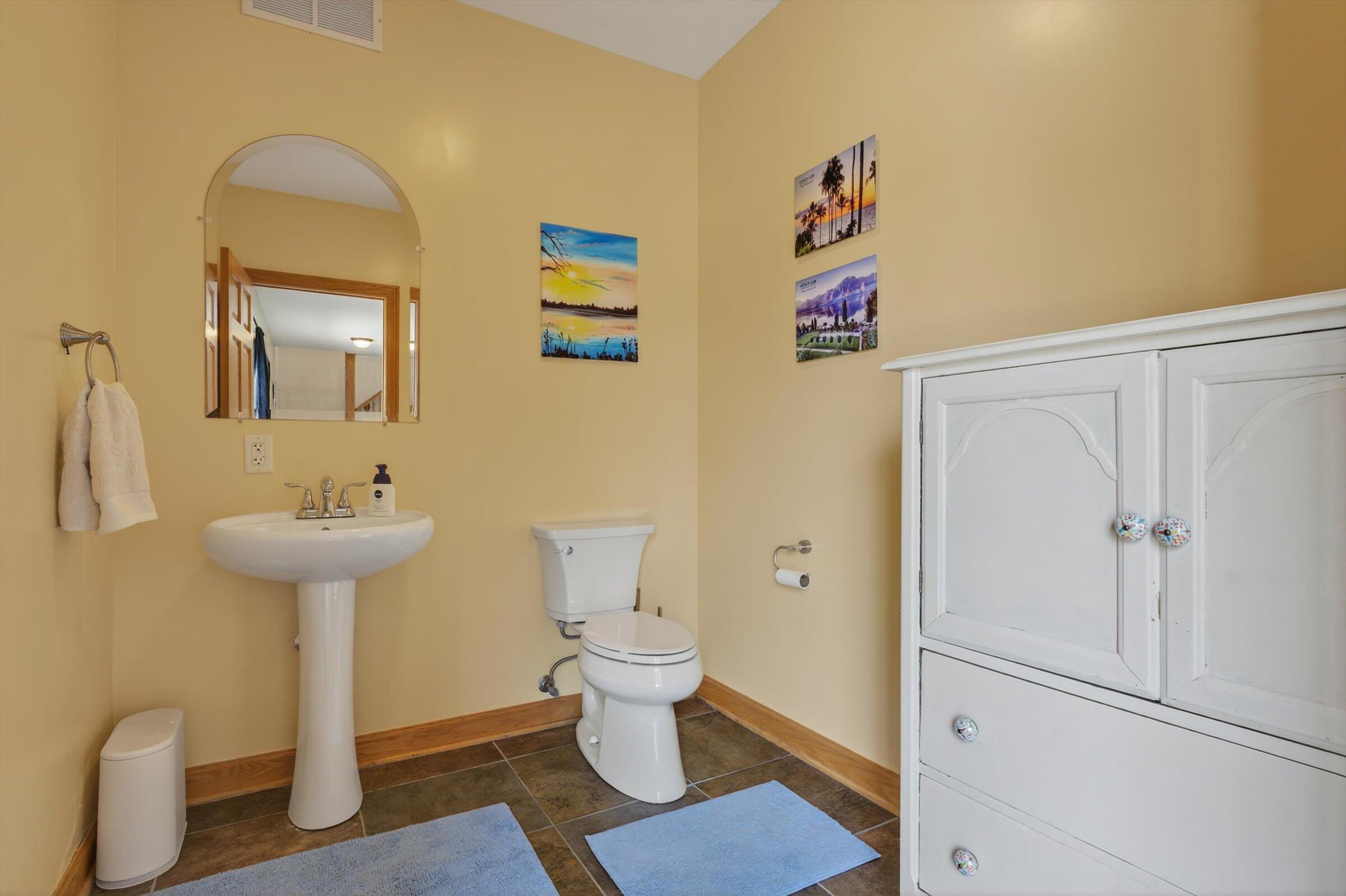 68456 Cassopolis Road Edwardsburg, MI 49112 - Photo 31 of 43 50-a-90