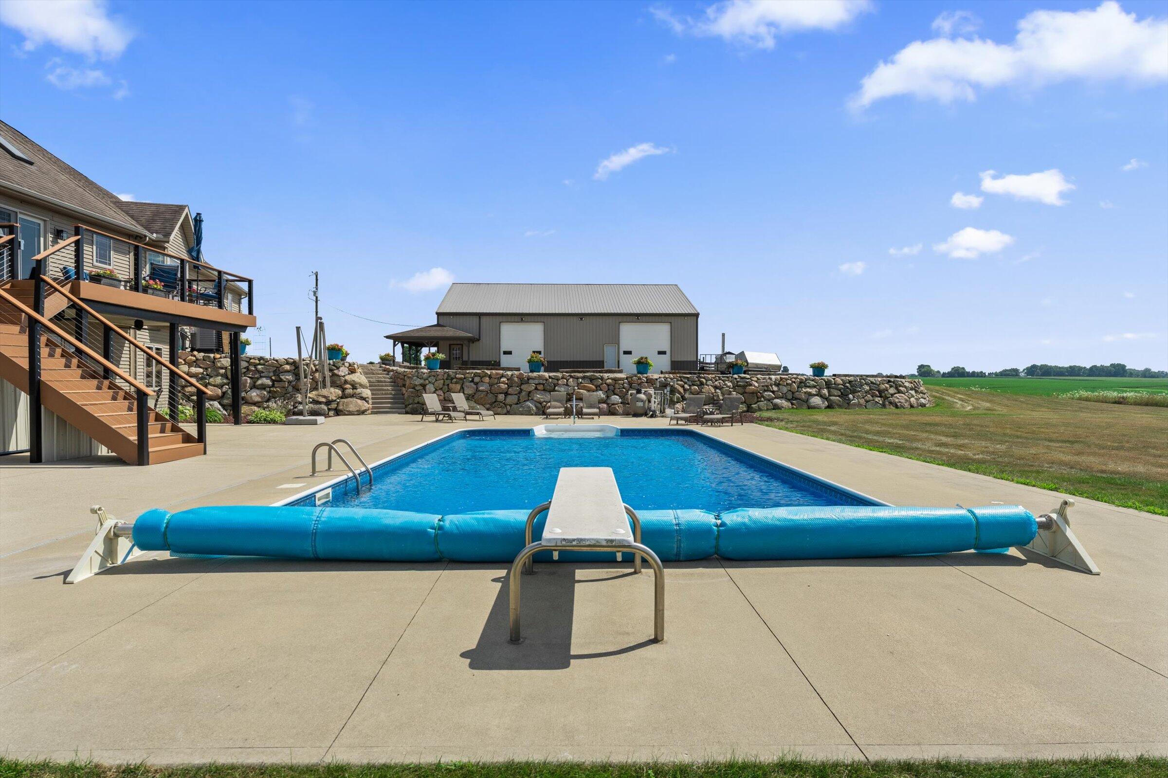 68456 Cassopolis Road Edwardsburg, MI 49112 - Photo 36 of 43 58-a-099