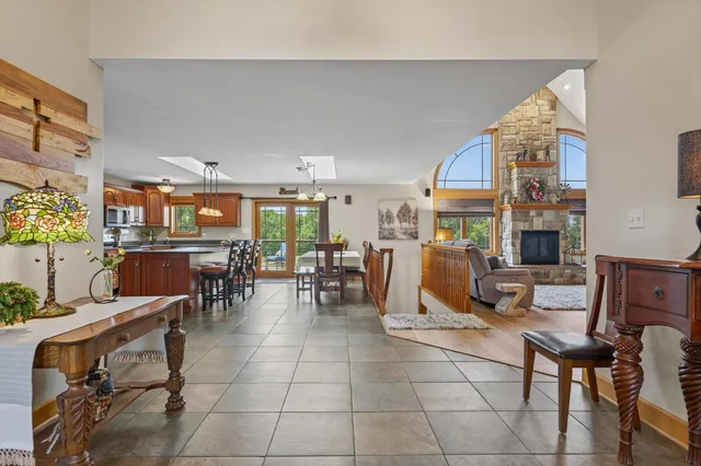 $868,700 | 68456 Cassopolis Road, Edwardsburg, MI 49112