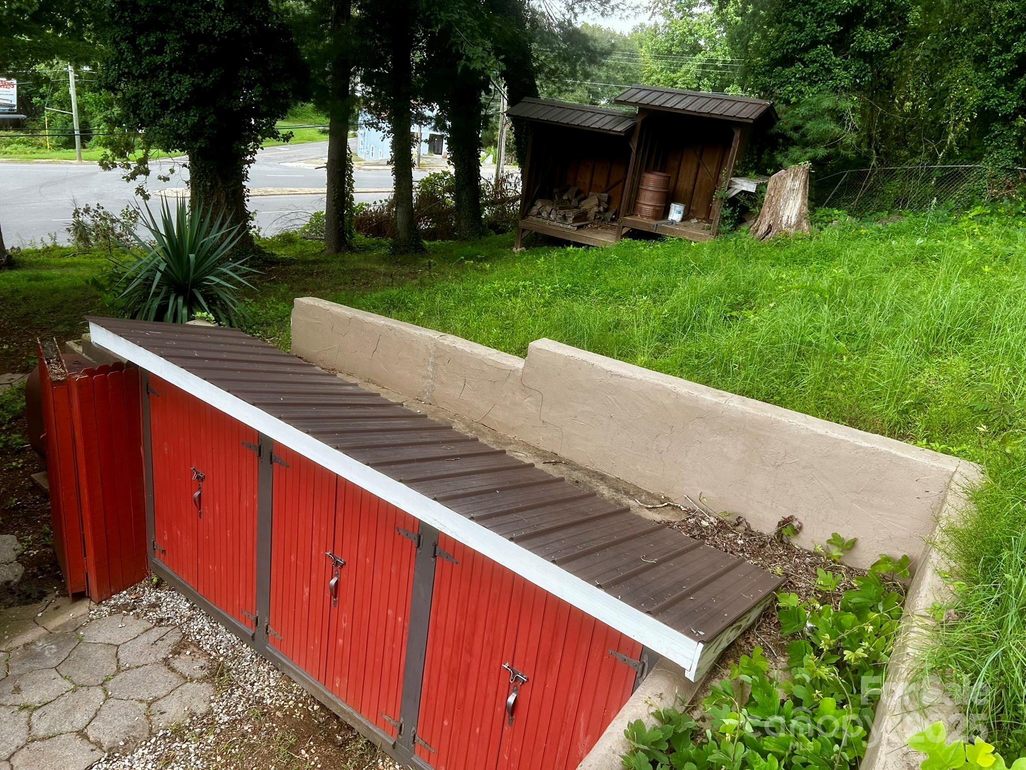 404 Huffman Street Morganton, NC 28655 - Photo 28 of 29 a view of a backyard with sitting area