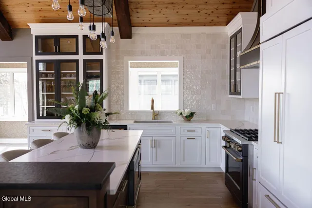 $1,599,000 | 105 Moose Grove Run, Indian Lake, NY 12842