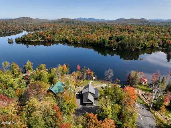 $1,400,000 | 105 Moose Grove Run, Indian Lake, NY 12842