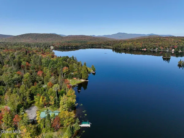 $1,400,000 | 105 Moose Grove Run, Indian Lake, NY 12842