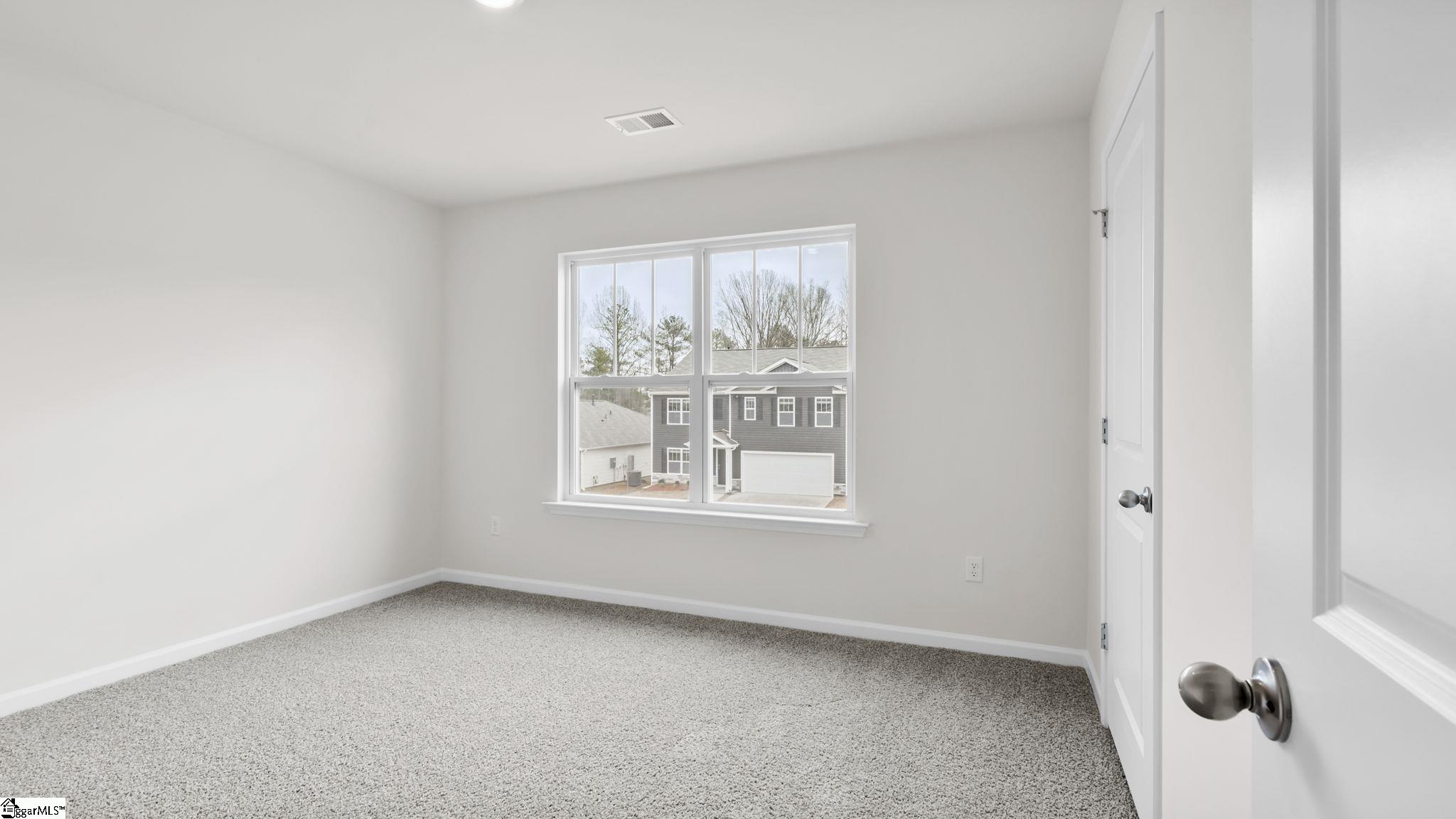 871 Wolverine Lane Woodruff, SC 29388 - Photo 4 of 37