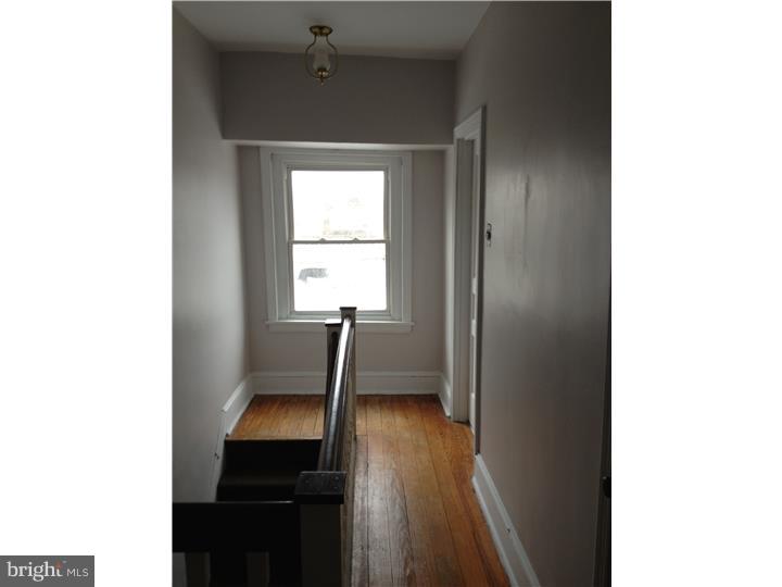 220 West Tabor Road Philadelphia, PA 19120 - Photo 17 of 24 Hallway