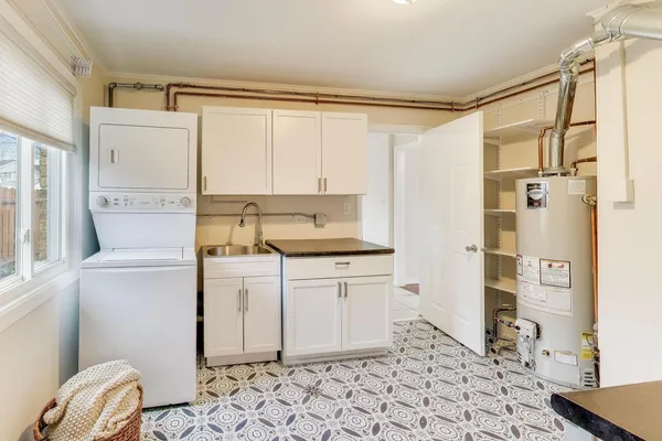 $355,900 | 1149 North Hickory Avenue, Arlington Heights, IL 60004