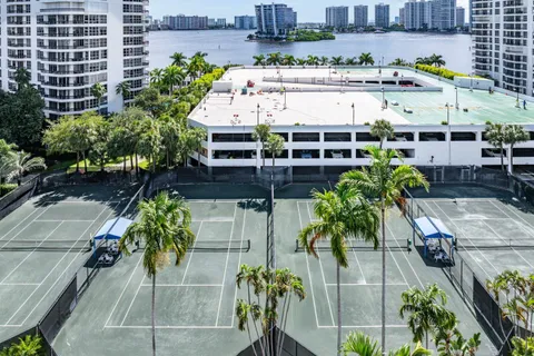 $749,999 | 3500 Mystic Pointe Drive, Aventura, FL 33180