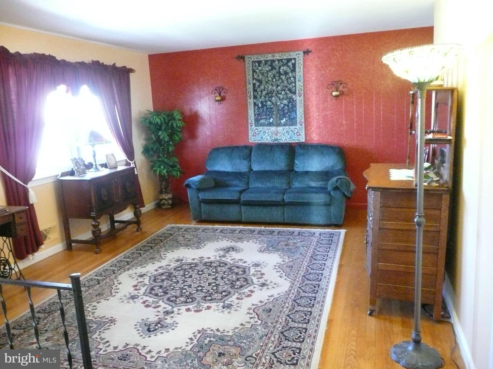 2945 Roderick Road Frederick, MD 21704 - Photo 3 of 30 Living Room