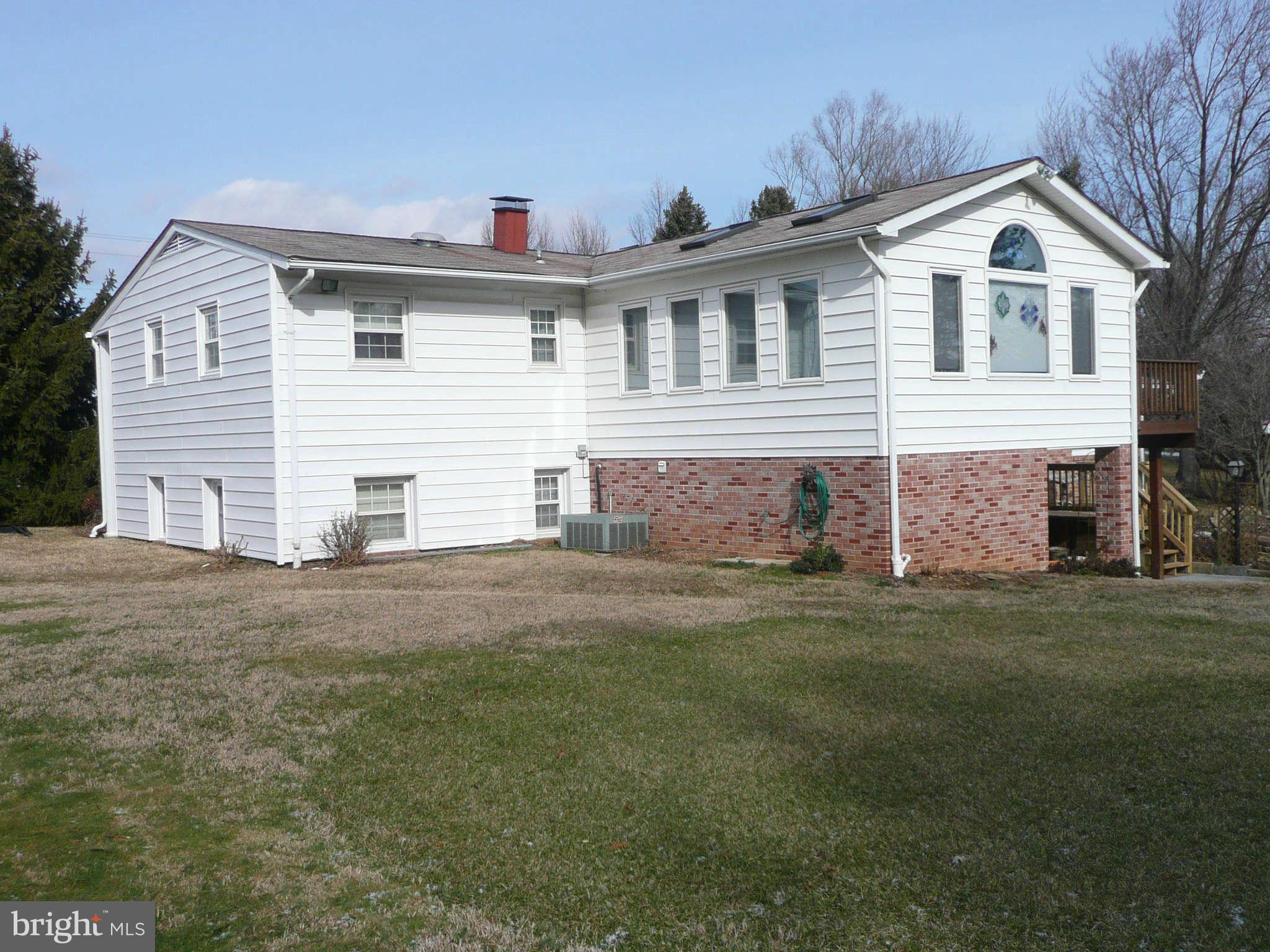 2945 Roderick Road Frederick, MD 21704 - Photo 10 of 30 Exterior (Rear)
