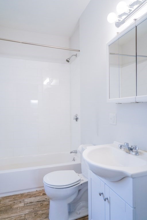 11 East Milton Road Brookline, MA 02445 - Photo 8 of 19 Gallery Image 8