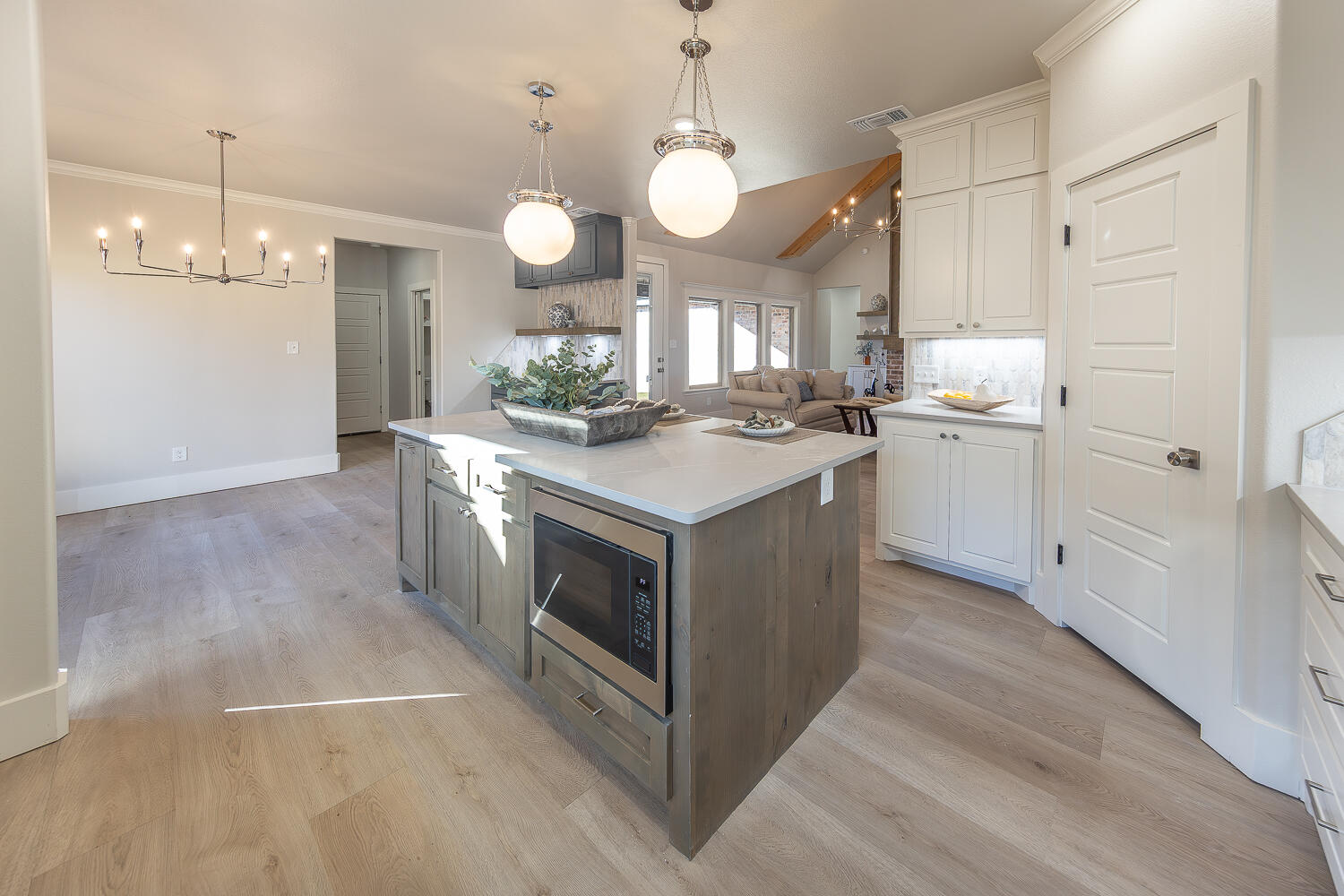 3607 143rd Street Lubbock, TX 79423 - Photo 10 of 35 2L9A9401