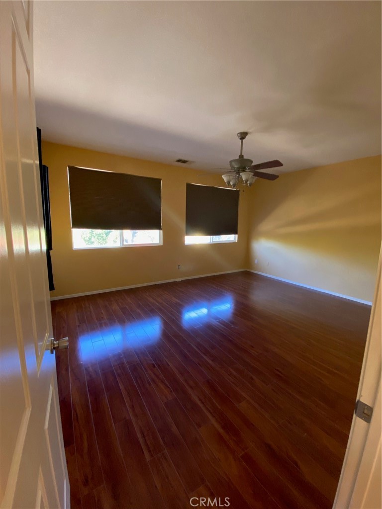 40493 Chantemar Way Temecula, CA 92591 - Photo 8 of 14 Upstairs bedroom