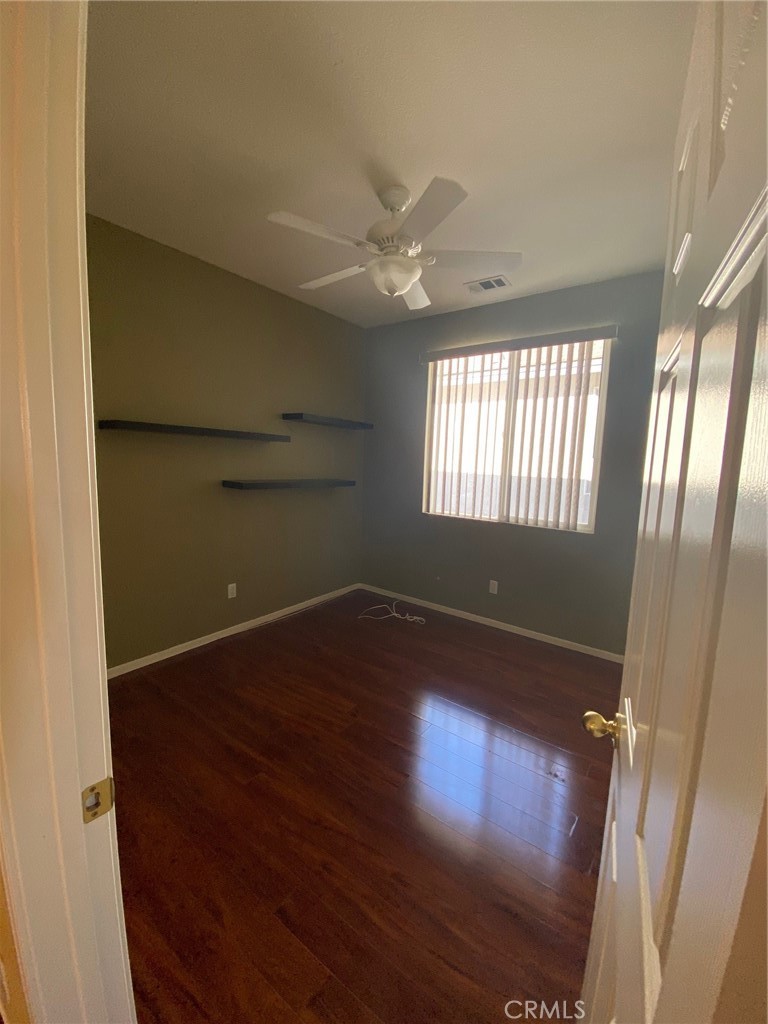 40493 Chantemar Way Temecula, CA 92591 - Photo 9 of 14 Upstairs bedroom2