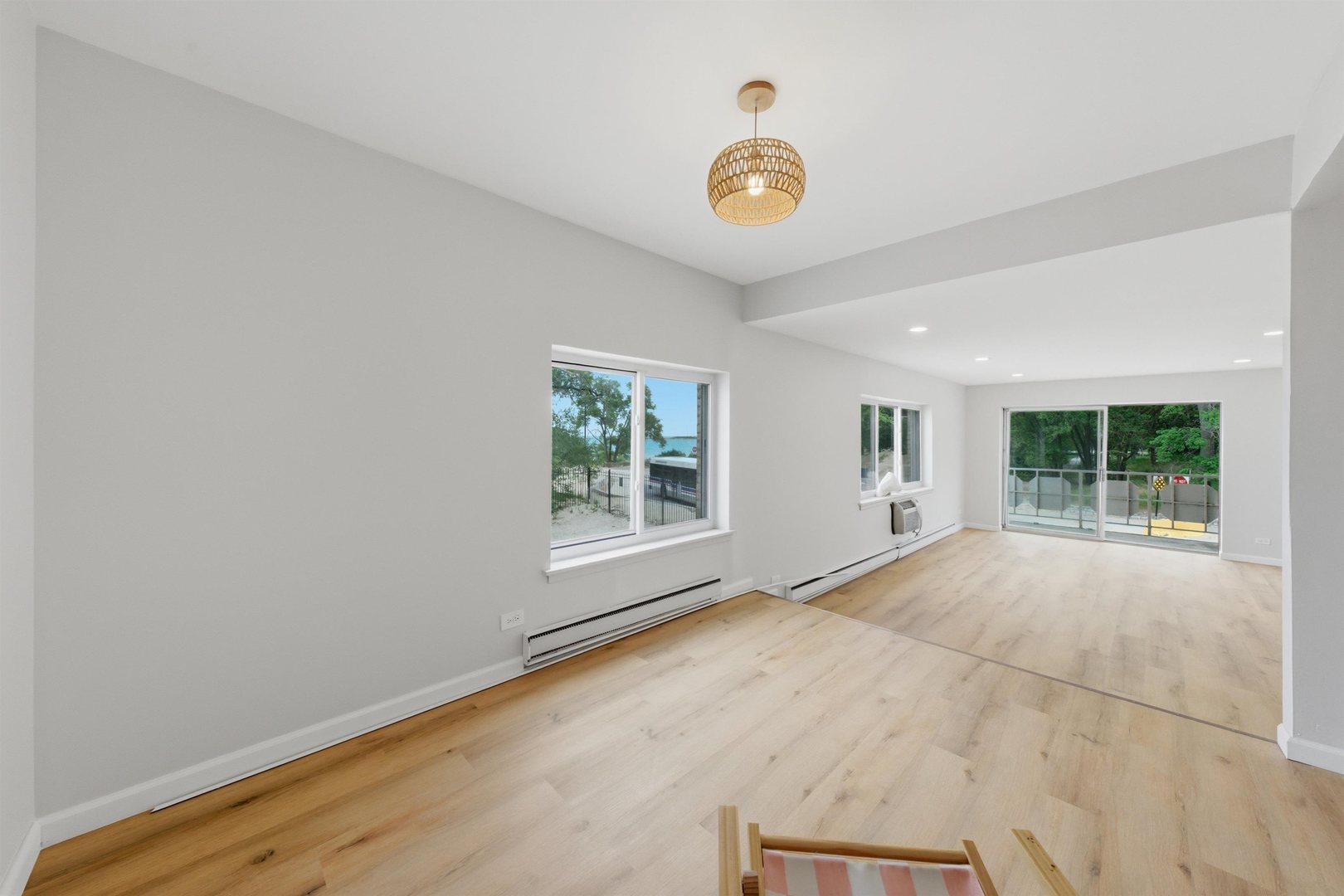 2772 East 75th Street, Unit 2GS Chicago, IL 60649 - Photo 4 of 22