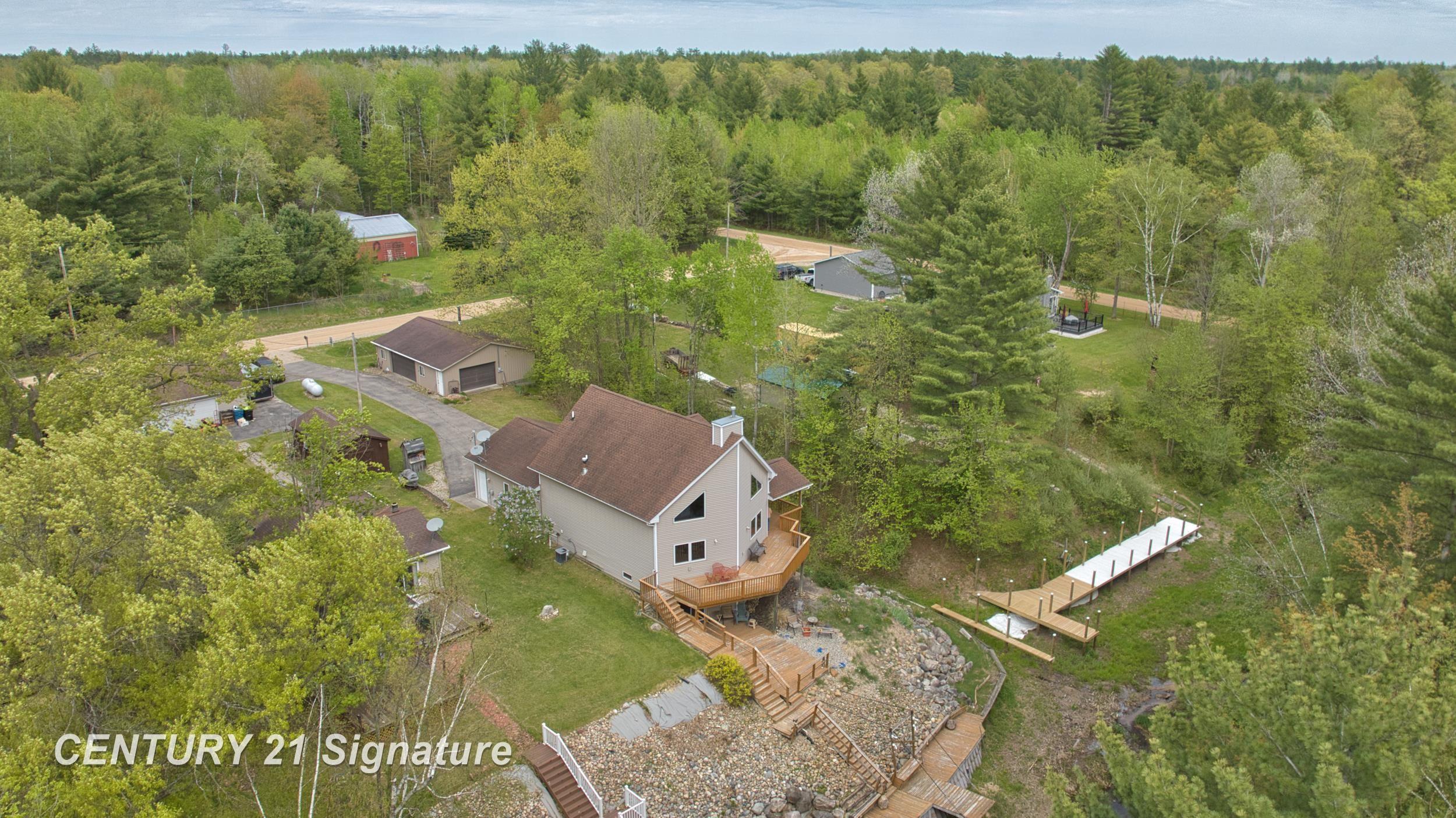 1724 Middle Point Drive Alger, MI 48610 - Photo 37 of 53