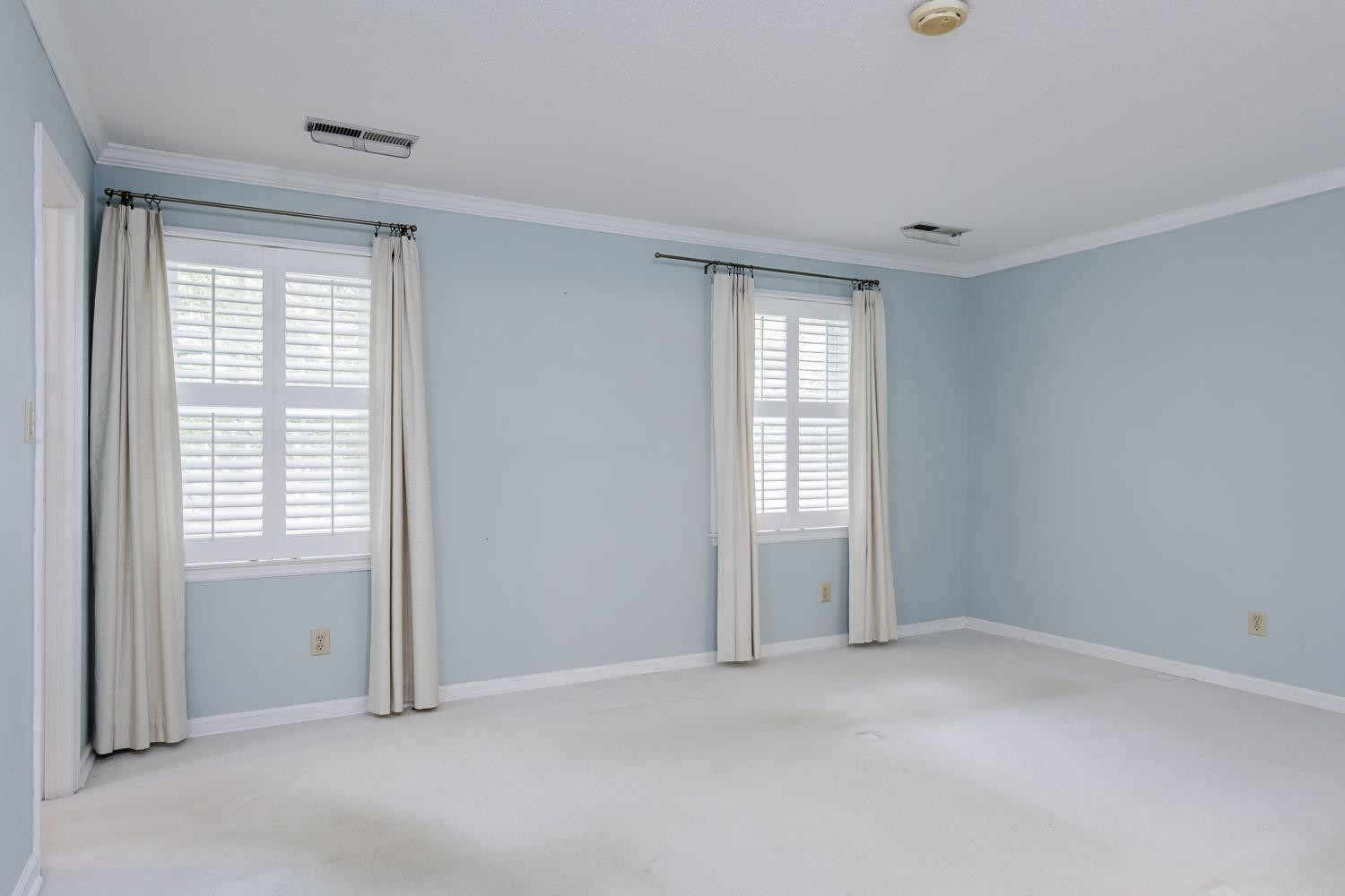 2888 Wycliff Road Raleigh, NC 27607 - Photo 18 of 32 Photo 18