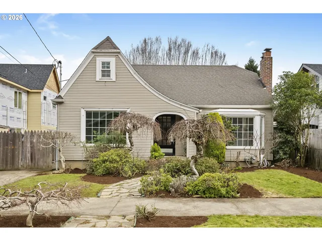 $525,000 | 2826 Northeast 61st Avenue, Portland, OR 97213